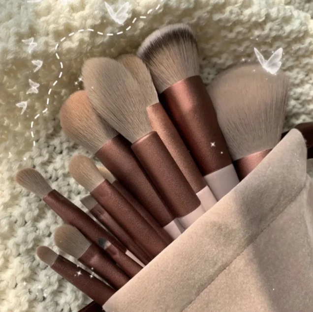 Eyeshadow, Foundation, Powder & Blush Brushes for Women