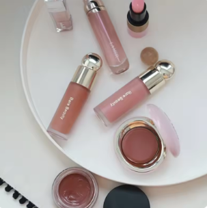 Limited edition Rose Beauty Lipstick & Lip Gloss Set