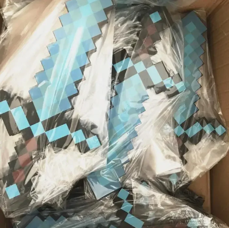 2-Piece Blue Diamond Toy Axe