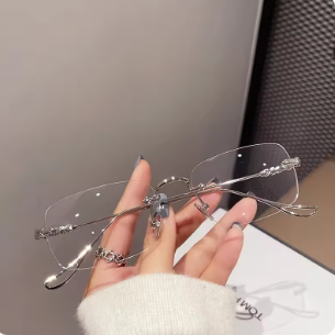 Limited quantity Transparent Square Rimless