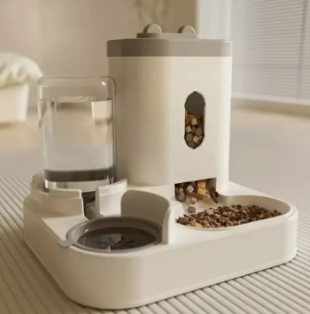 Automatic feeders and waterers – large-capacity food and water dispensers for pets