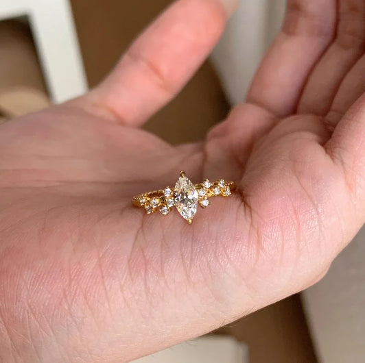 Symbol of Blessing Fortune Diamond Couple Ring