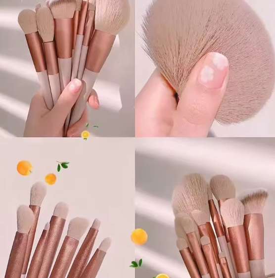 Eyeshadow, Foundation, Powder &amp; Blush Brushes for Women