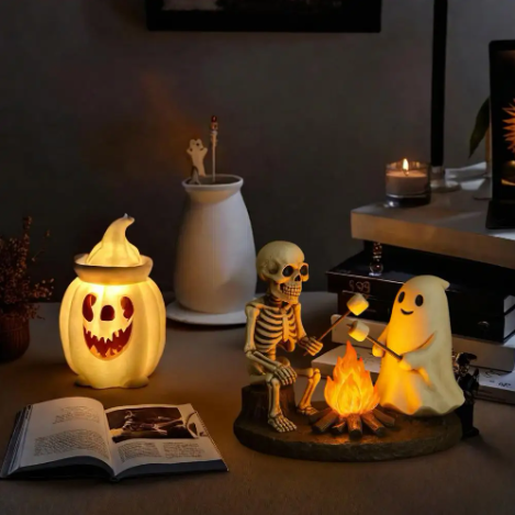 (🎃Season limited!) Skull &amp; Ghost Bonfire Night Light