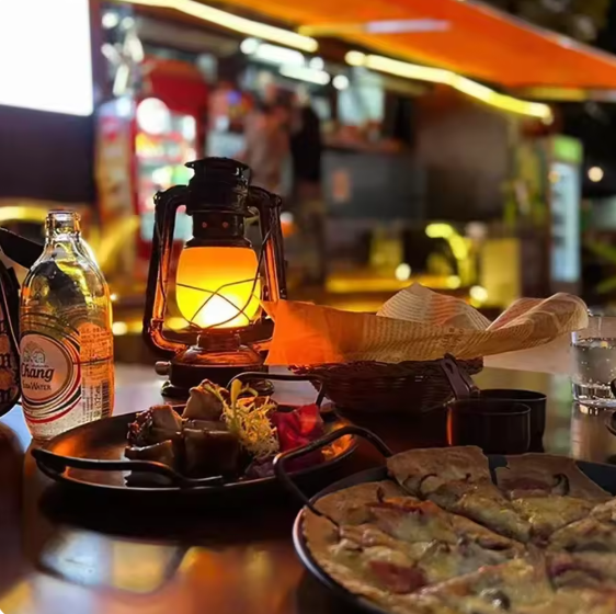 Bar restaurant with emotional lantern decoration