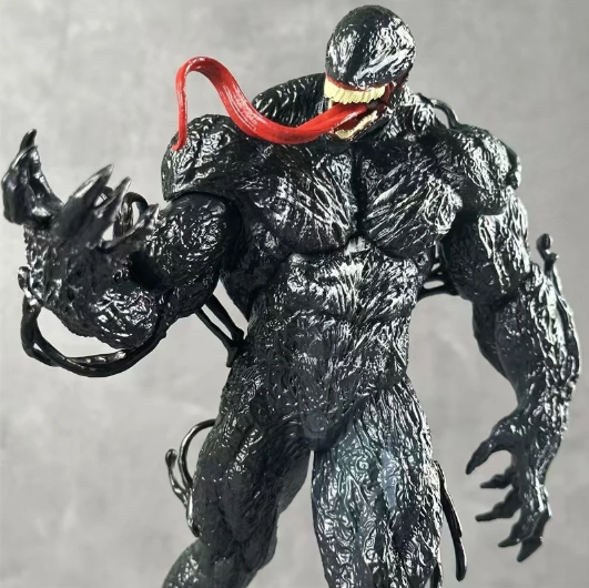 Marvel Venom 30cm Figure