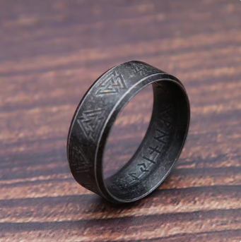 A Cool and Stylish Unisex Ring