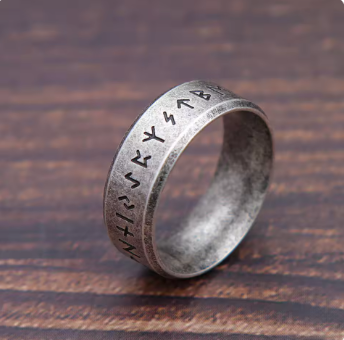 A Cool and Stylish Unisex Ring