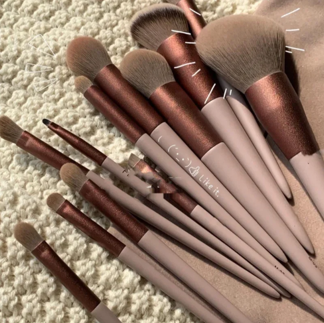 Eyeshadow, Foundation, Powder &amp; Blush Brushes for Women