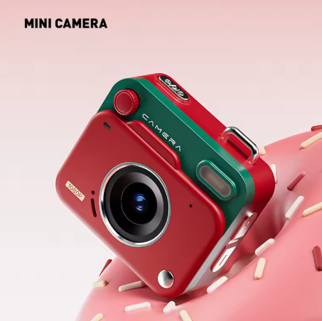 HD CCD Retro Mini Digital Camera – Perfect for Travel, Outdoor Photography, and Children's Gifts